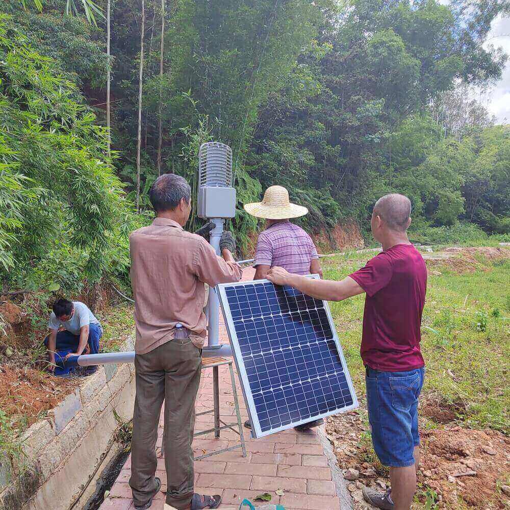fábrica de farolas solares
