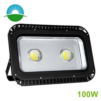 Proyector LED de fundición a presión COB de 100-200 W
